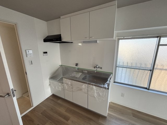 西宮市樋之池町の賃貸マンションのキッチン
