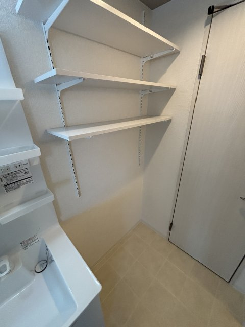 西宮市樋之池町の賃貸マンションの収納