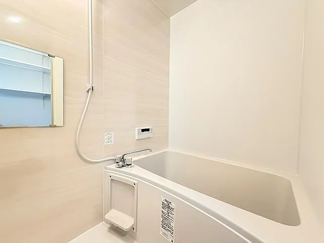 西宮市樋之池町の賃貸マンションの浴室