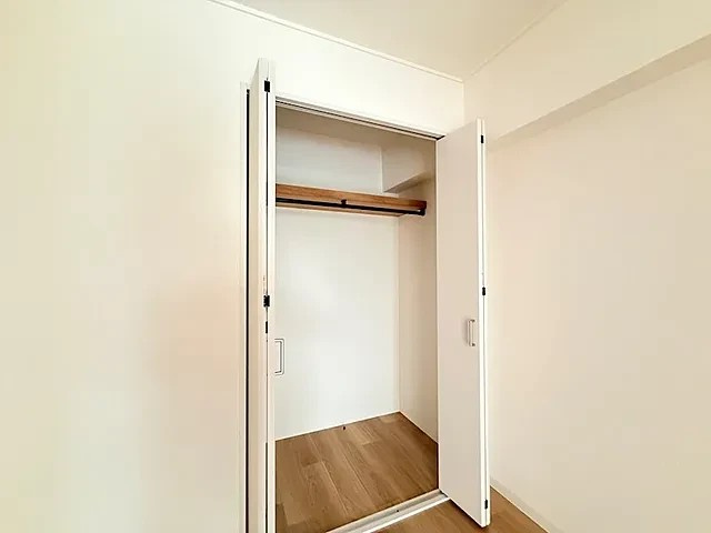 西宮市樋之池町の賃貸マンションの収納