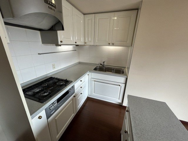 芦屋市公光町の賃貸マンションのキッチン