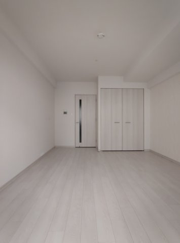 神戸市灘区倉石通３丁目の賃貸マンションの居間・リビング