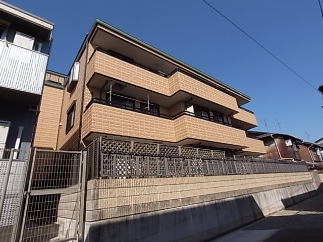 アヴェール上筒井の外観