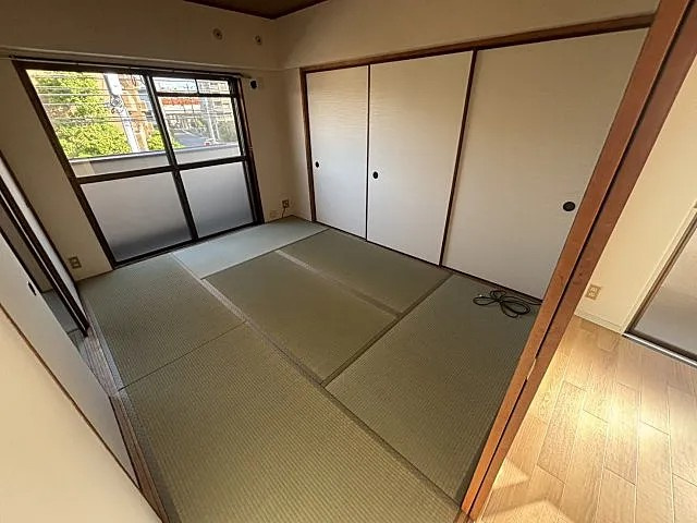 神戸市東灘区深江北町１丁目の賃貸マンションの居間・リビング