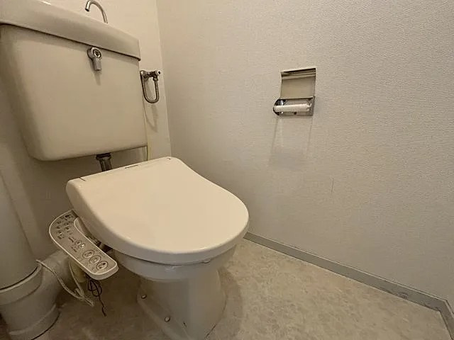 神戸市東灘区深江北町１丁目の賃貸マンションのトイレ