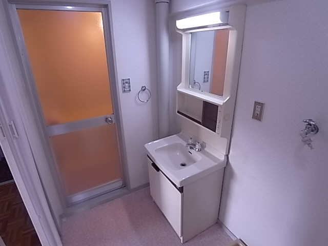 神戸市東灘区深江北町１丁目の賃貸マンションの洗面所