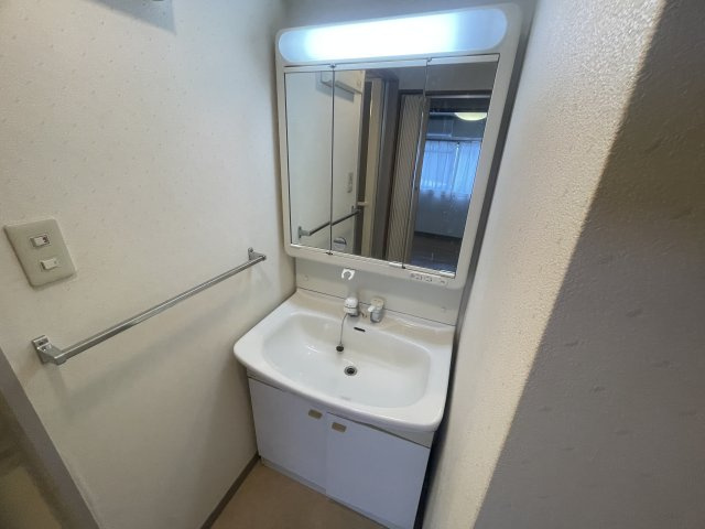 カルム六甲の洗面所
