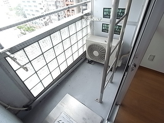 ロイヤルイン二宮のバルコニー