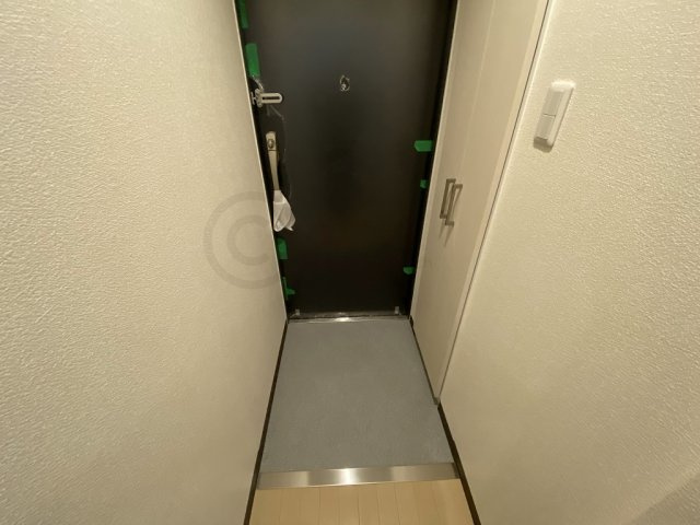 神戸市灘区倉石通１丁目の賃貸マンションの玄関