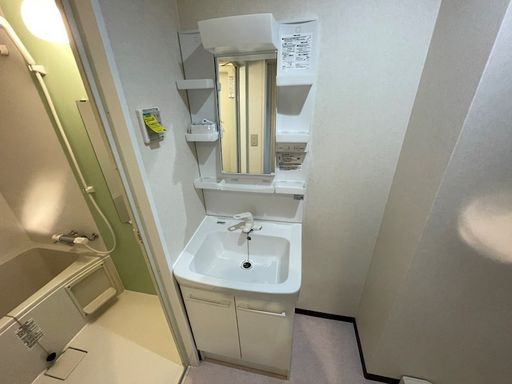 神戸市東灘区森南町２丁目の賃貸マンションの洗面所