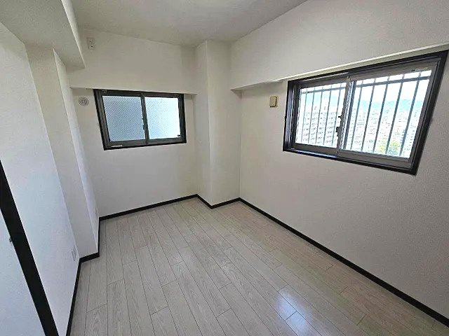 神戸市中央区小野柄通３丁目の賃貸マンションの居間・リビング