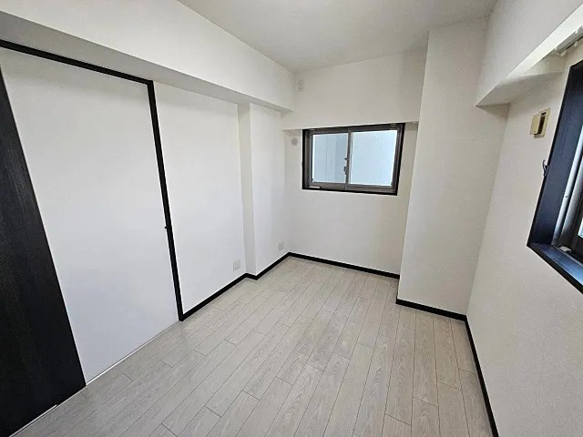 神戸市中央区小野柄通３丁目の賃貸マンションの居間・リビング