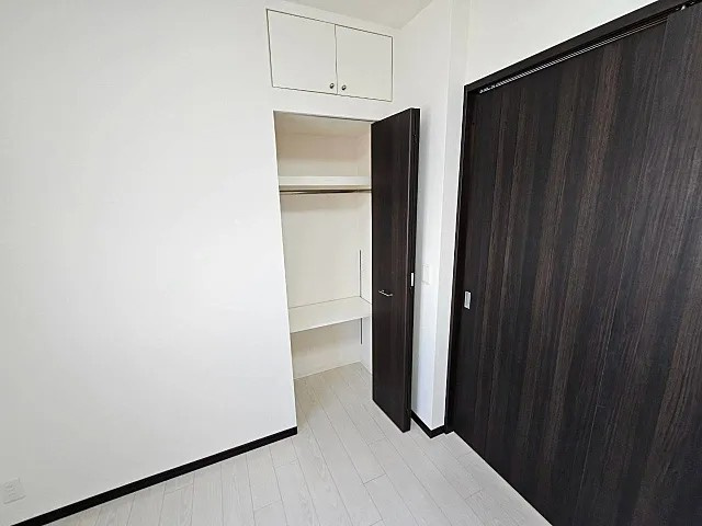 神戸市中央区小野柄通３丁目の賃貸マンションの収納