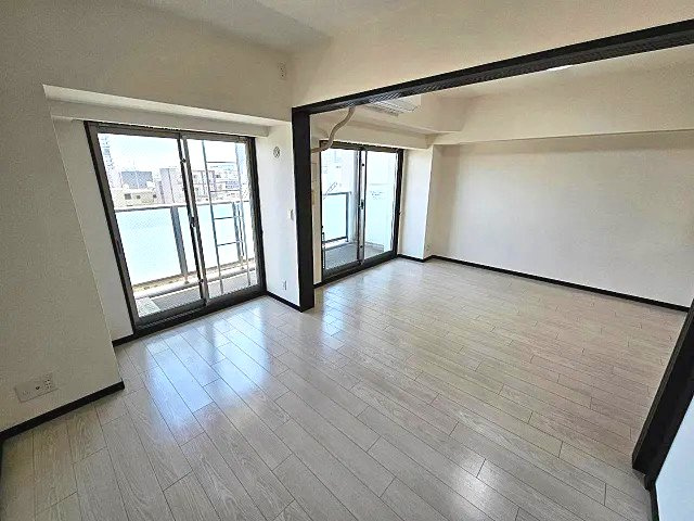神戸市中央区小野柄通３丁目の賃貸マンションの居間・リビング