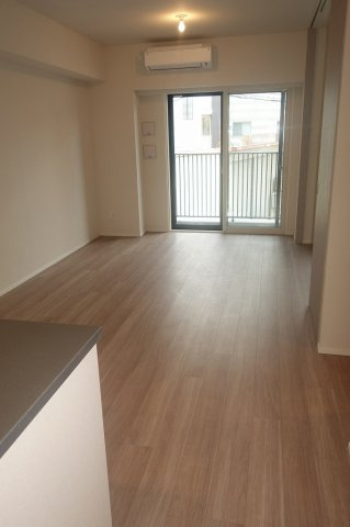 シーズンフラッツ町屋の居間・リビング