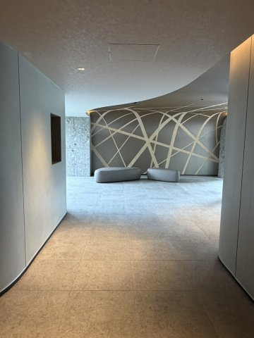 シーズンフラッツ町屋のロビー