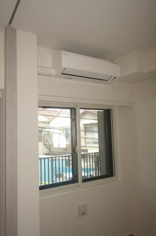 シーズンフラッツ町屋の居間・リビング