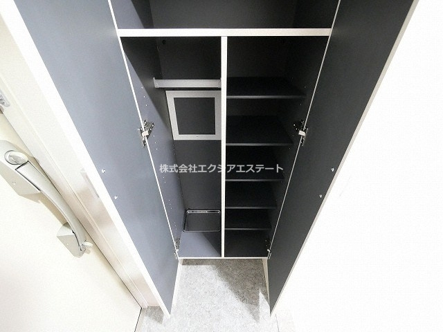 セイワパレス真田山公園南の収納