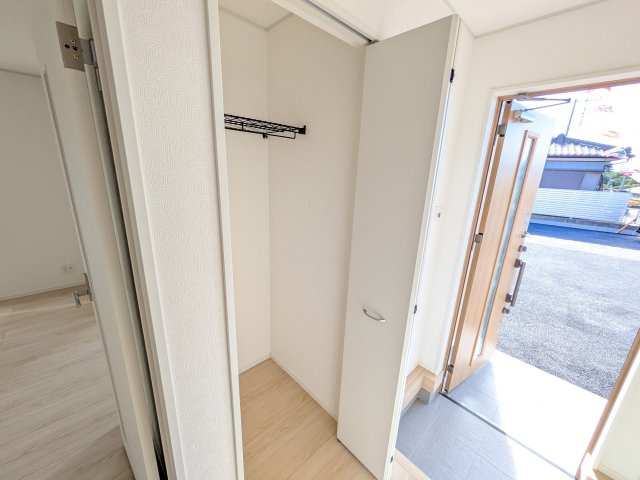 小美玉市羽刈　第3　新築戸建て　2号棟の収納