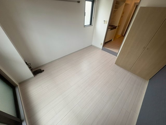 吹田市江坂町１丁目の賃貸マンションの洋室