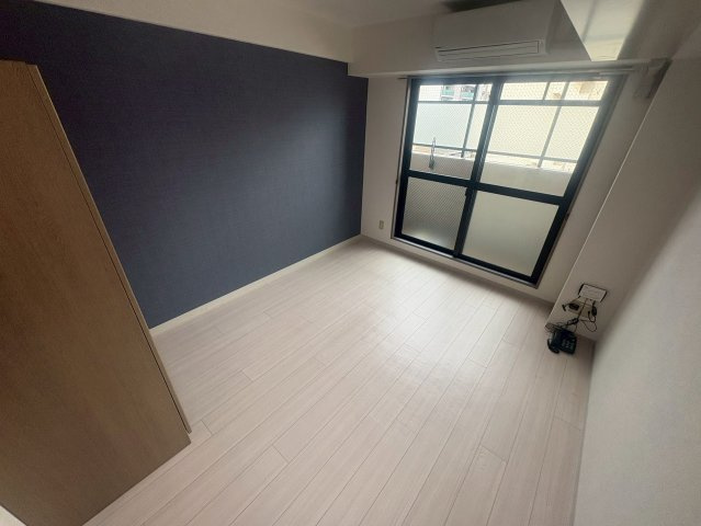 吹田市江坂町１丁目の賃貸マンションの居間・リビング