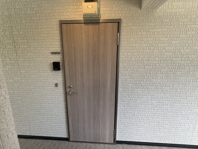 ALEGRIA泉佐野鶴原Southの玄関