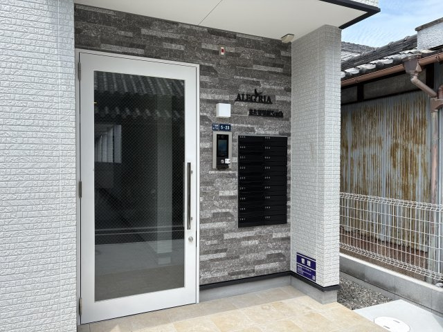 ALEGRIA泉佐野鶴原Southのエントランス