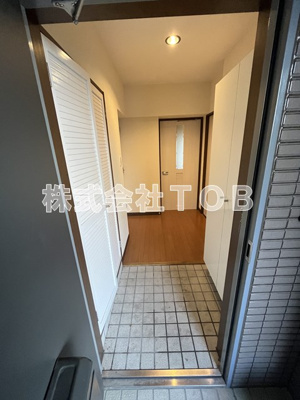 【玄関】 | 第2ゼルコーバ烏山 | 同間取り反転タイプ写真です