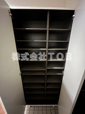 【玄関】 | 第2ゼルコーバ烏山 | 同間取り反転タイプ写真です