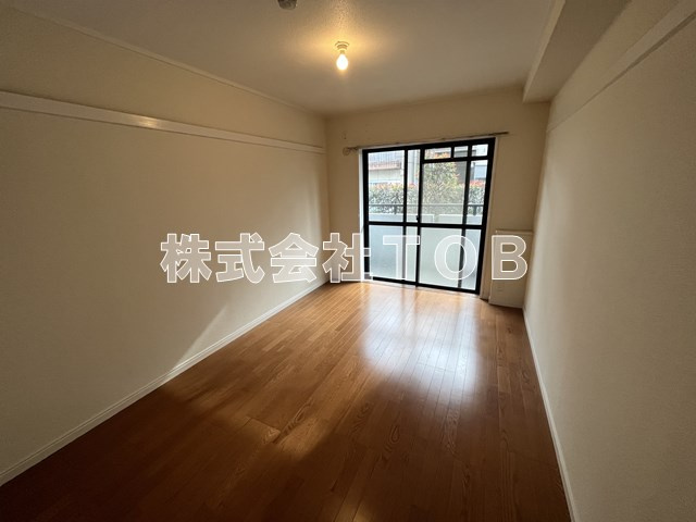 【内装】 | 第2ゼルコーバ烏山 | 同間取り反転タイプ写真です