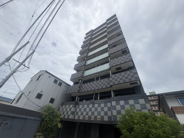ファステート江坂ランウェイ