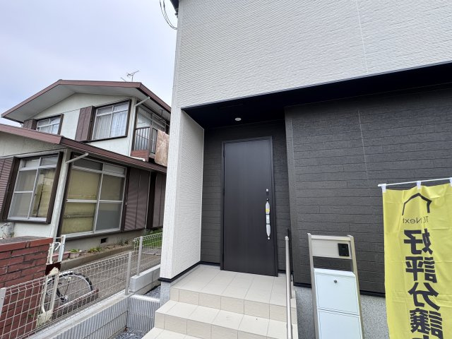 柏市南増尾３丁目新築戸建【土南部小学校：10分】のエントランス|エントランス