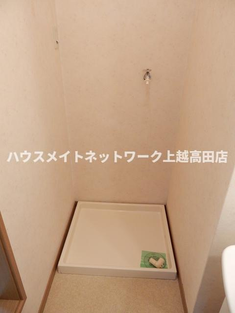 コーポファインのその他|洗濯機置場