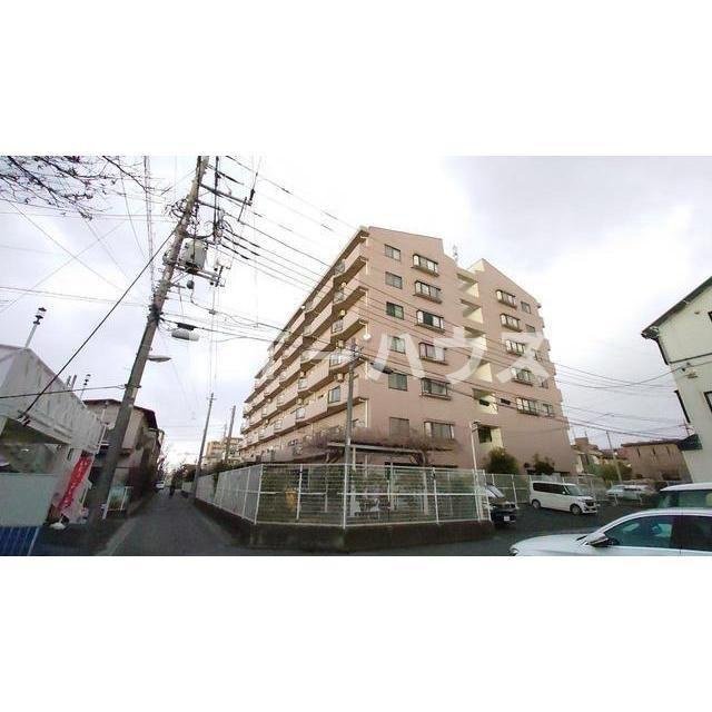 フローライト市川の外観