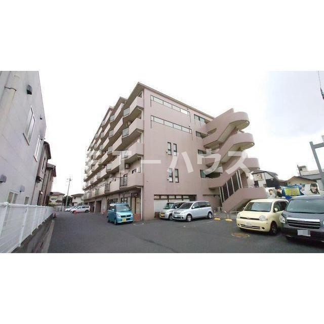 フローライト市川の外観