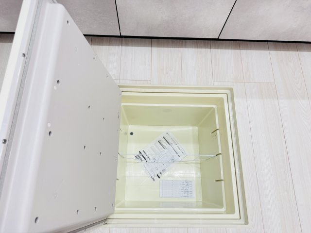 柏市南増尾８丁目新築戸建（南増尾23期）のキッチン|キッチン床下収納