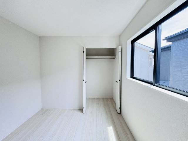 柏市南増尾８丁目新築戸建（南増尾23期）の収納|5.25帖洋室収納