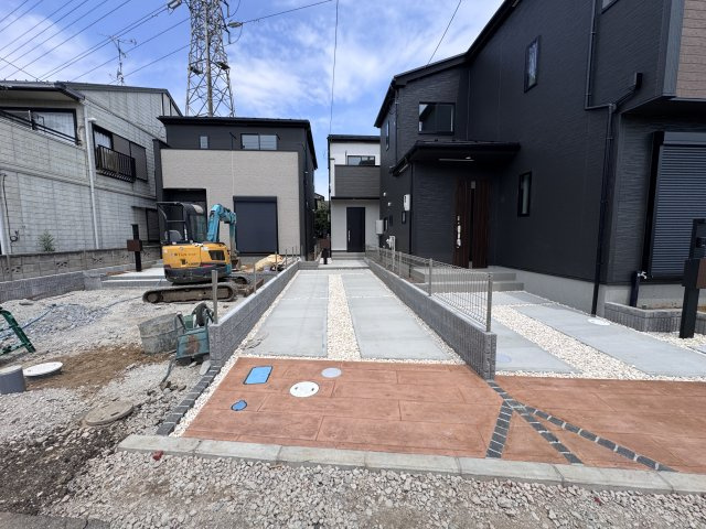 柏市南増尾８丁目新築戸建（南増尾23期）の駐車場|2号棟駐車スペース・縦列2台駐車可