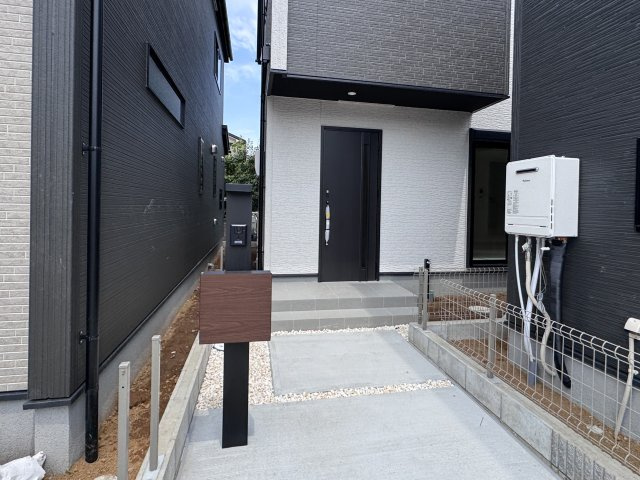 柏市南増尾８丁目新築戸建（南増尾23期）のエントランス|エントランス