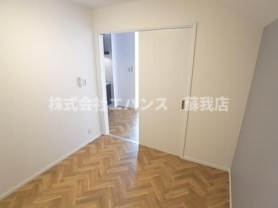 【寝室】 | クレセントパーク末広 | ゆとりの広さです