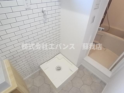 【洗面所】 | クレセントパーク末広 | スペースが確保できる洗面所です