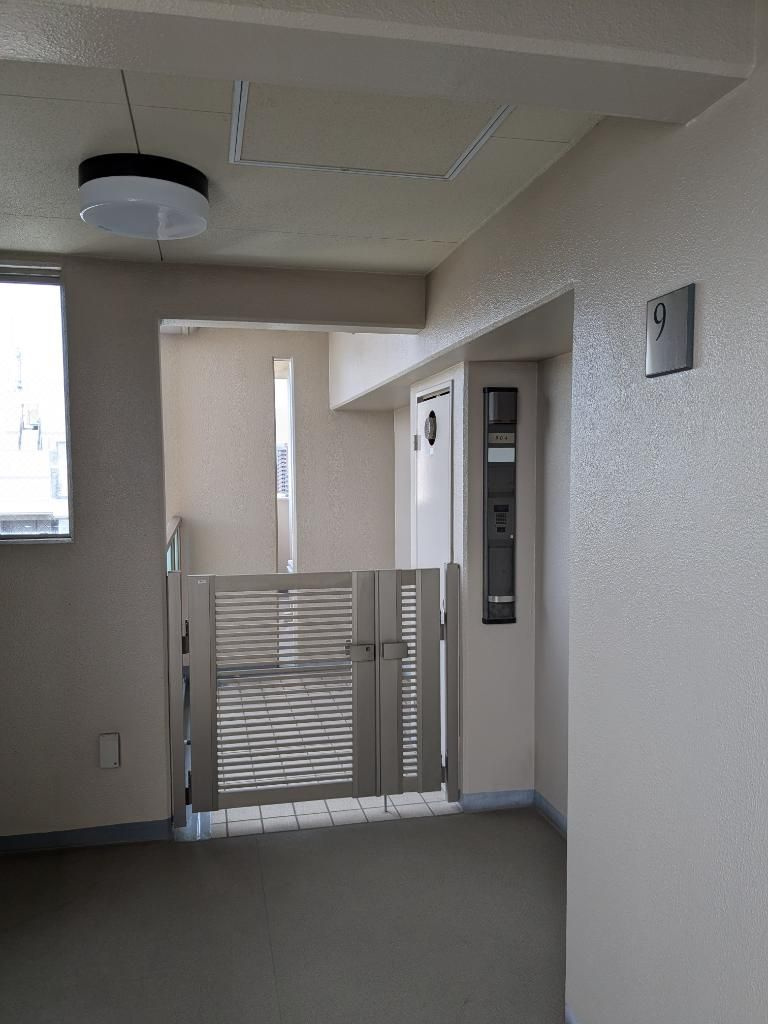 ディアネクスティア和歌山の玄関