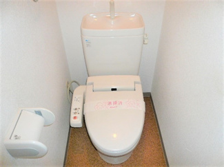 ★洗浄便座付きトイレ★