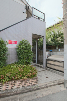 ★建物入り口★