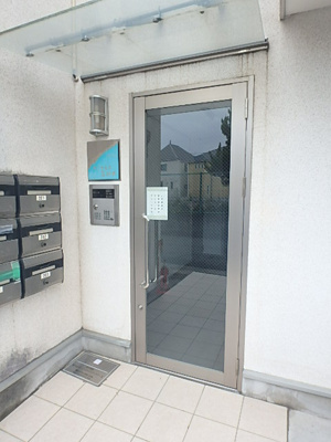 ★建物入り口★