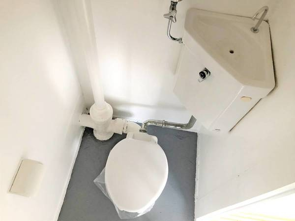 ビレッジハウス小中台4号棟のトイレ|ビレッジハウスの同一物件・同一タイプの間取りの写真です
