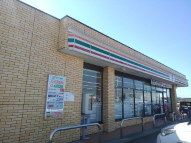 モデルノ　プラシードの周辺|セブンイレブン燕水道町店まで710m