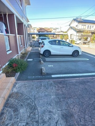 エスポワールヒルＢの駐車場