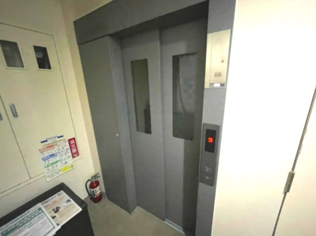 小石川アベニューのエントランス