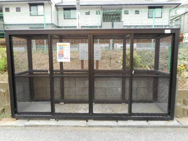 ビレッジハウス小中台4号棟のその他